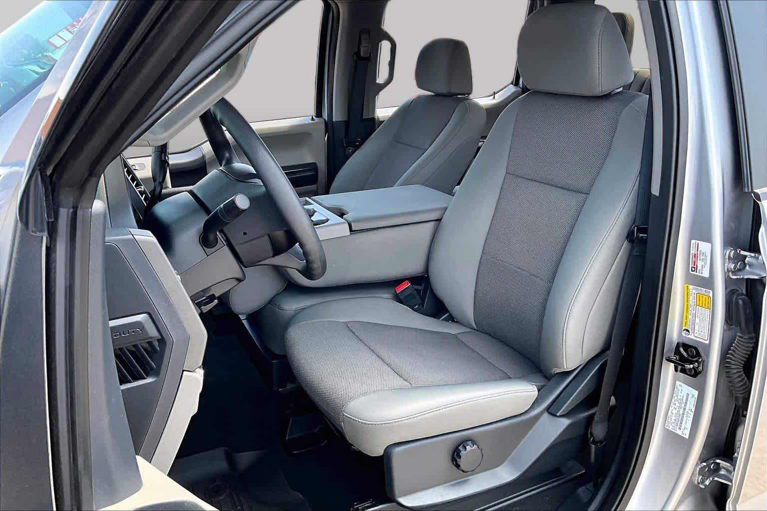 Certified 2022 Ford F250 XL w/ STX Appearance Package AWD/4WD image 8