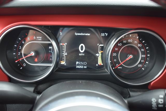 Used 2021 Jeep Wrangler Unlimited Rubicon w/ Cold Weather Group AWD/4WD image 31