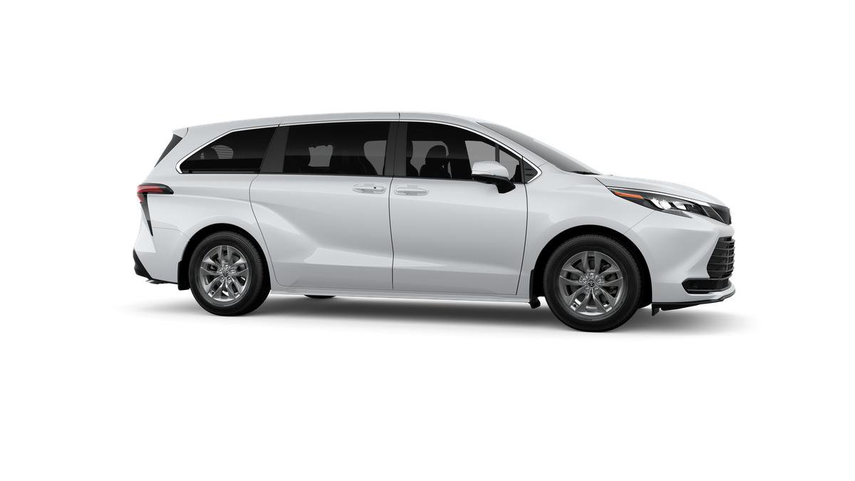 New 2026 Toyota Sienna LE FWD image 15