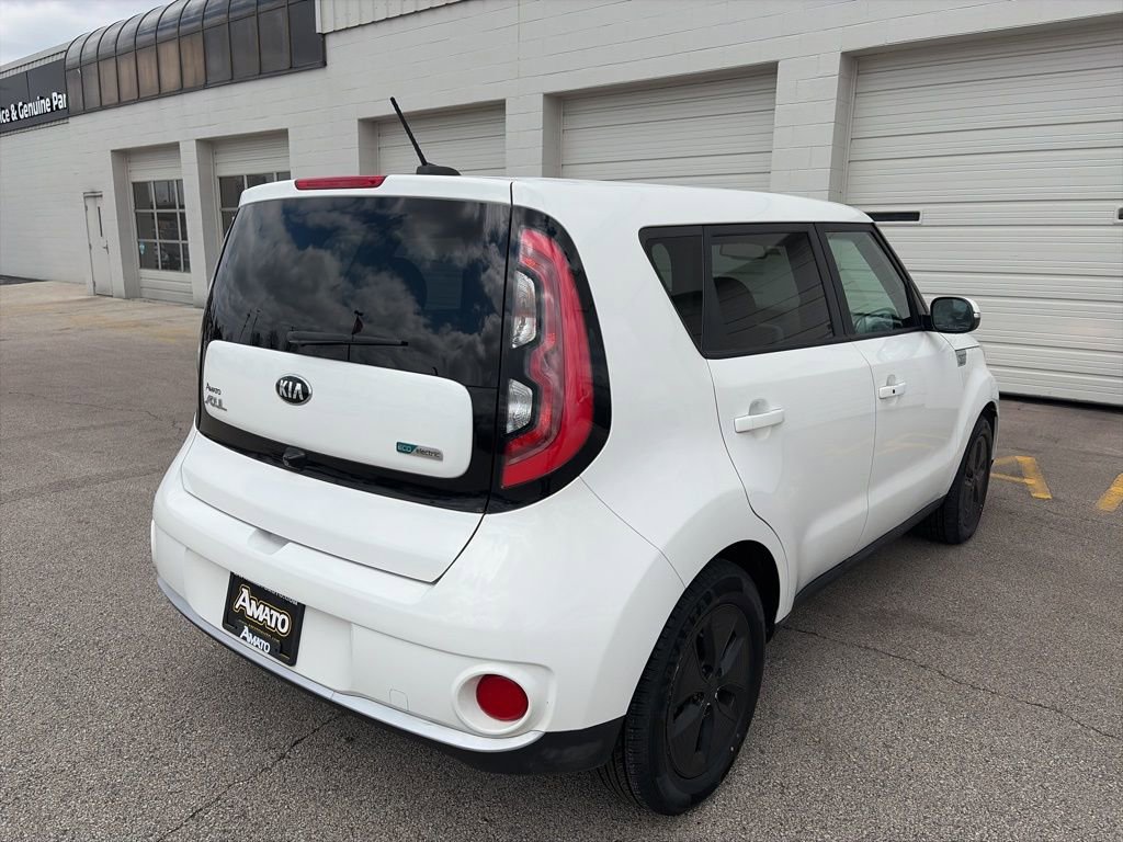 Used 2017 Kia Soul EV FWD image 7
