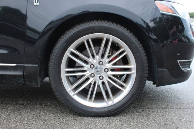 Used 2019 Lincoln MKT AWD image 39