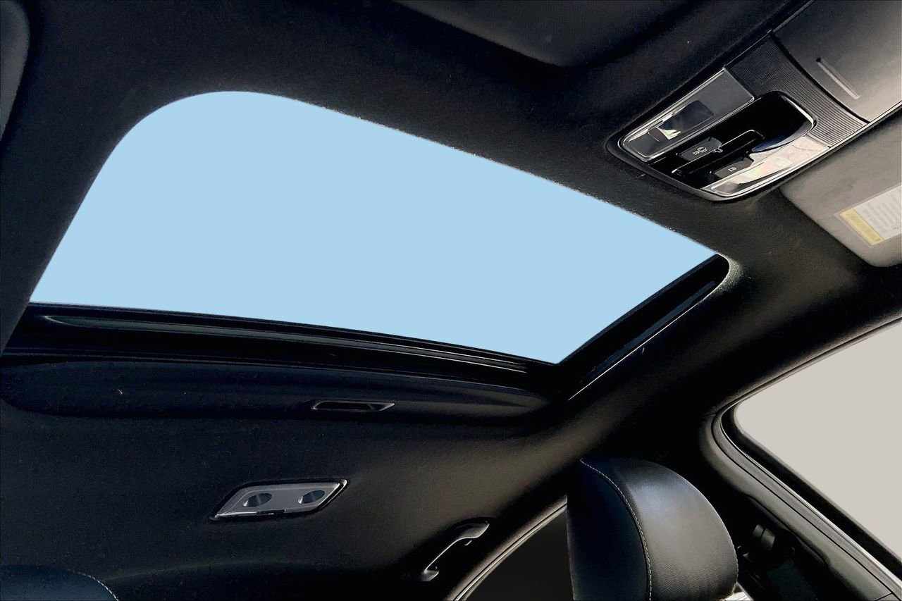 Used 2023 Kia Forte GT-Line w/ GT-Line Premium Package image 17