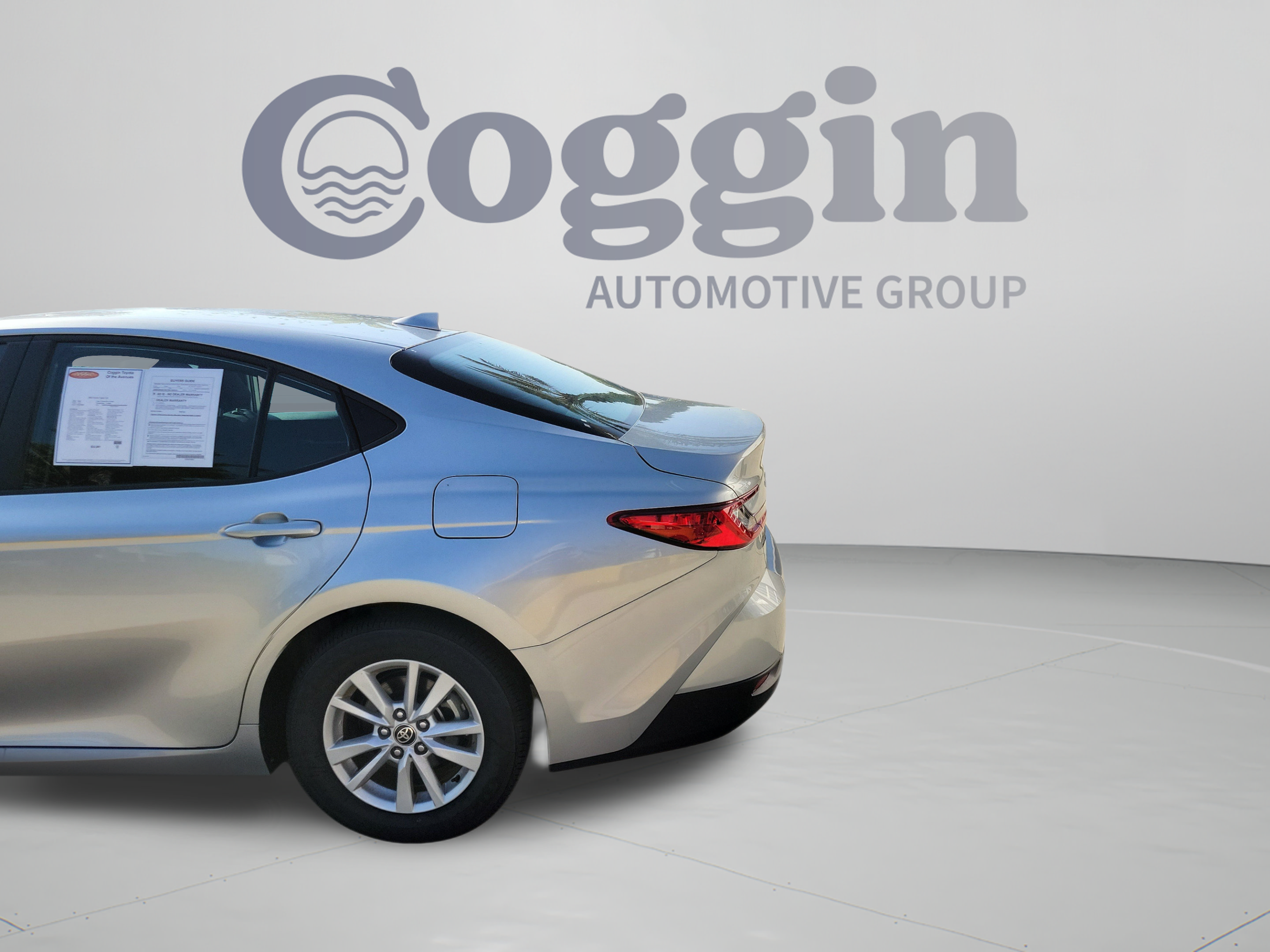 Used 2026 Toyota Camry LE w/ Convenience Package FWD image 31