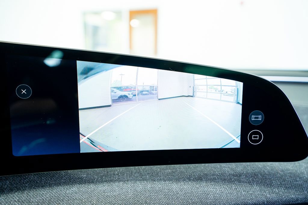 Used 2024 Lucid Air Pure RWD image 36