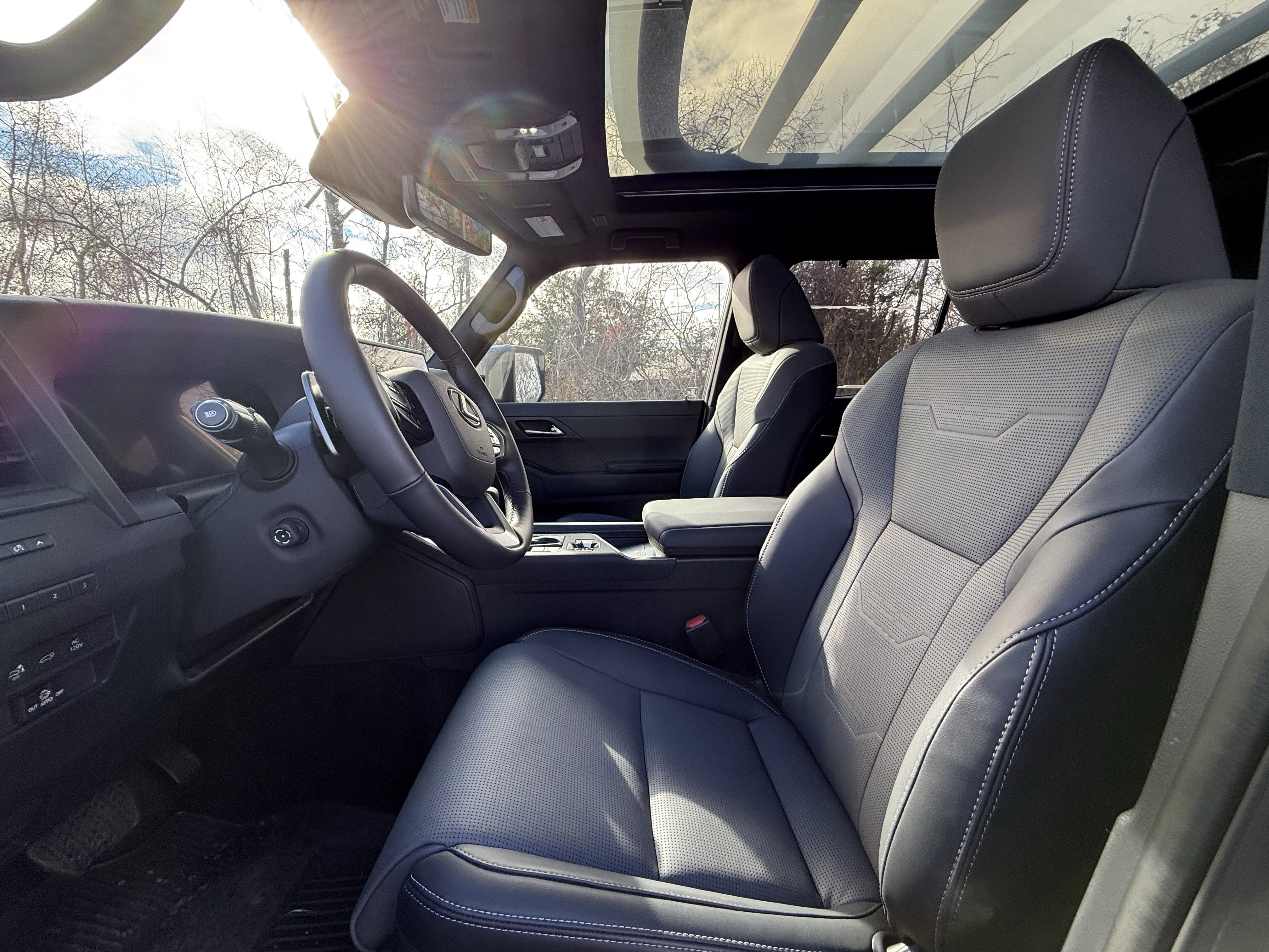 Used 2025 Lexus GX 550 550 Luxury+ image 31