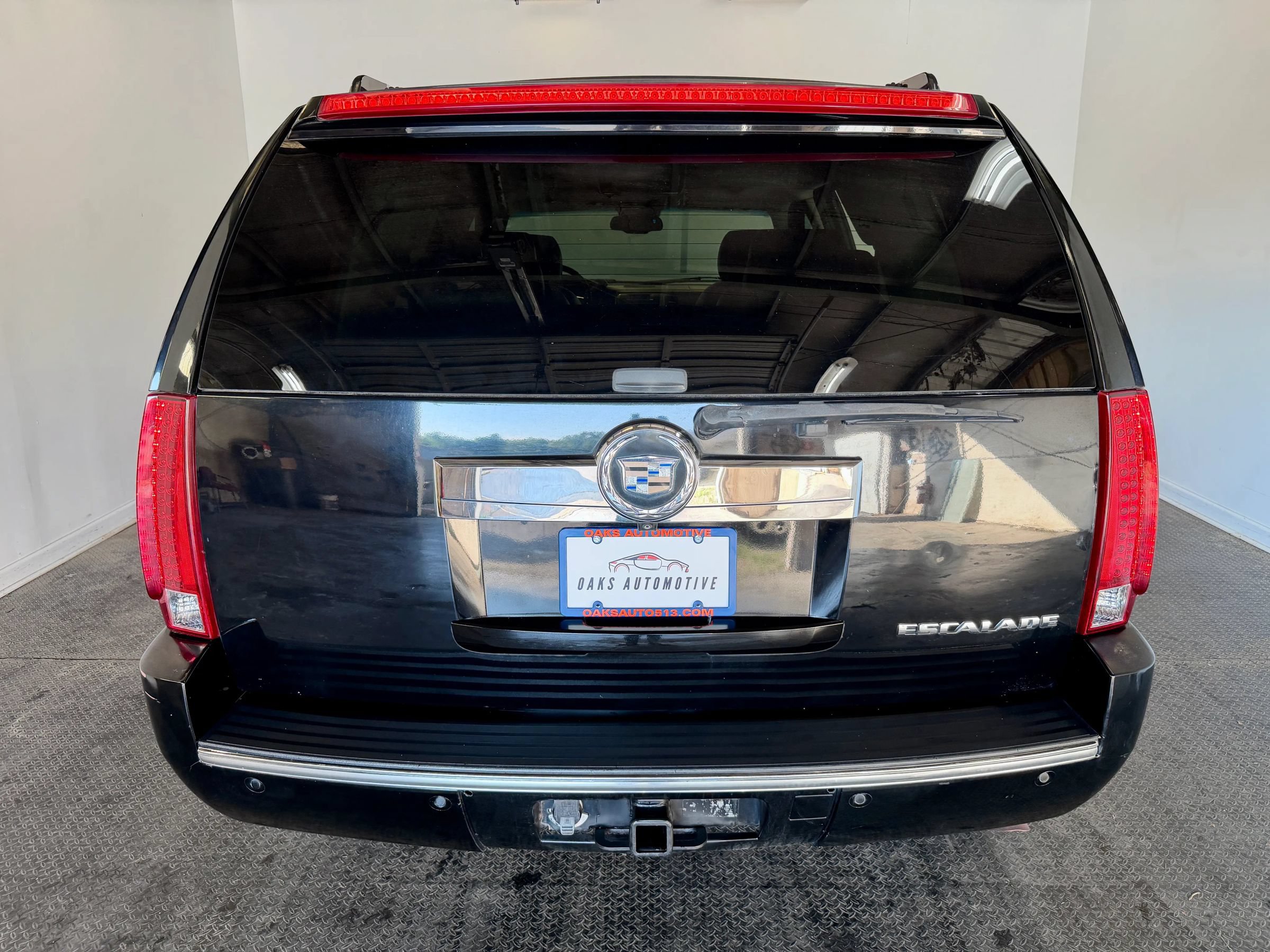 Used 2008 Cadillac Escalade AWD image 6