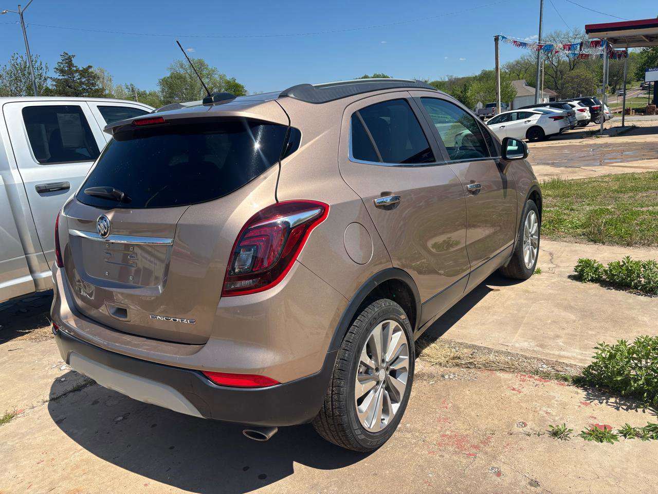 Used 2019 Buick Encore Preferred FWD image 3