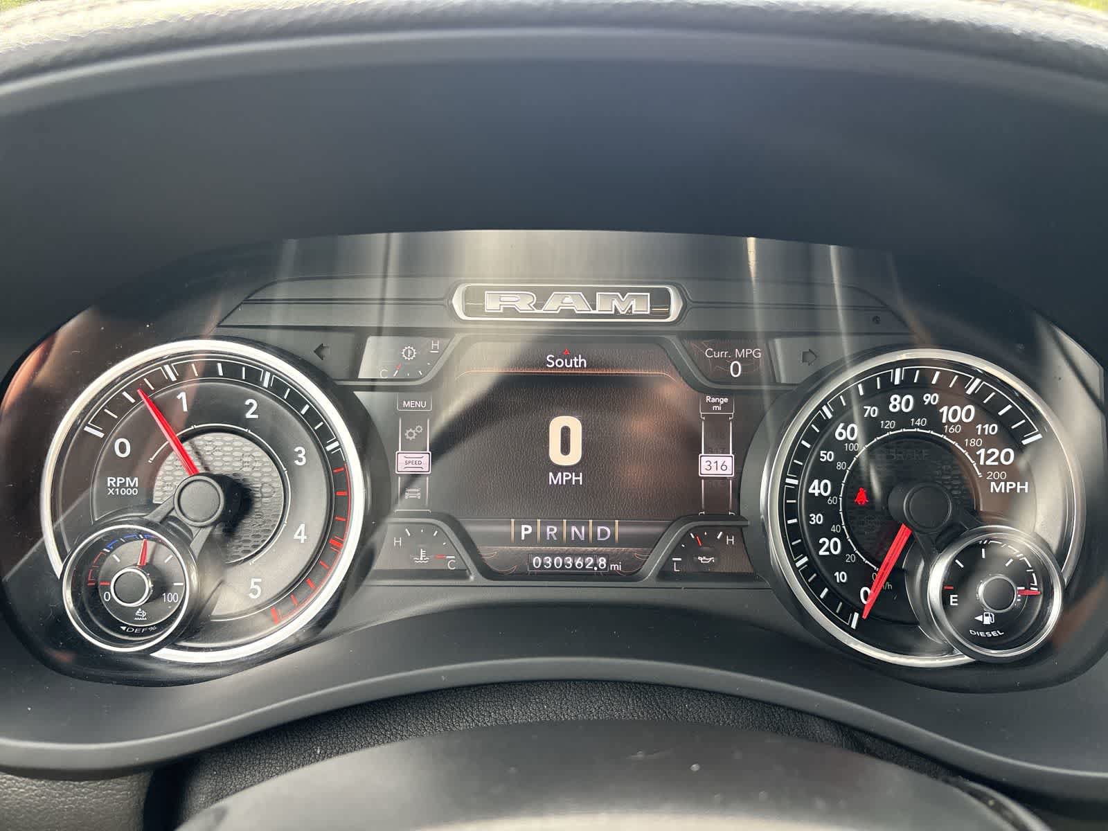 Used 2020 RAM 3500 Laramie AWD/4WD image 12
