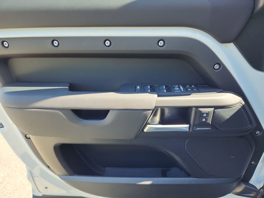 New 2026 Land Rover Defender 130 S image 22