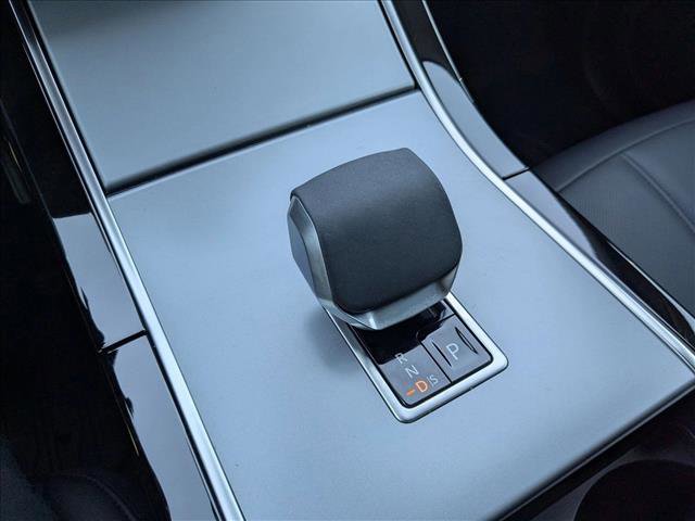 Used 2024 Land Rover Range Rover Evoque S image 12