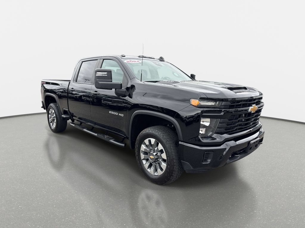 Used 2024 Chevrolet Silverado 2500 Custom w/ Custom Value Package AWD/4WD video 2