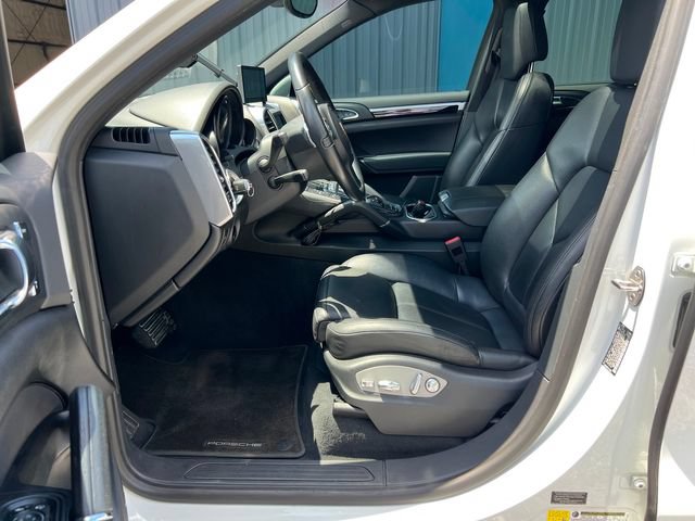 Used 2014 Porsche Cayenne Diesel AWD/4WD image 90