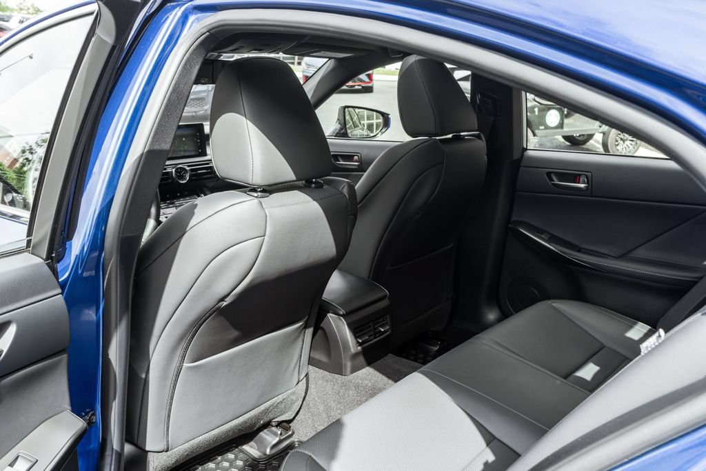 Used 2023 Lexus IS 350 F Sport AWD/4WD image 28