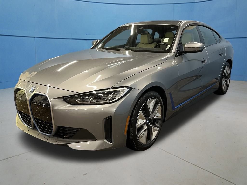 Used 2023 BMW i4 eDrive40 w/ Premium Package image 4