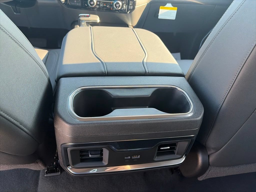 New 2026 GMC Sierra 1500 Elevation w/ Elevation Premium Package AWD/4WD image 13