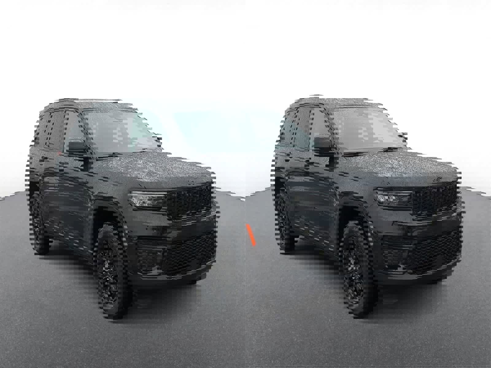 Used 2024 Jeep Grand Cherokee Altitude image 2