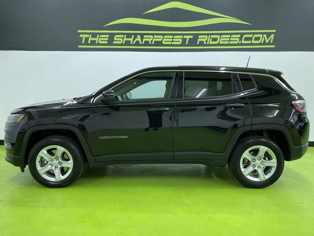 Used 2024 Jeep Compass Sport image 6