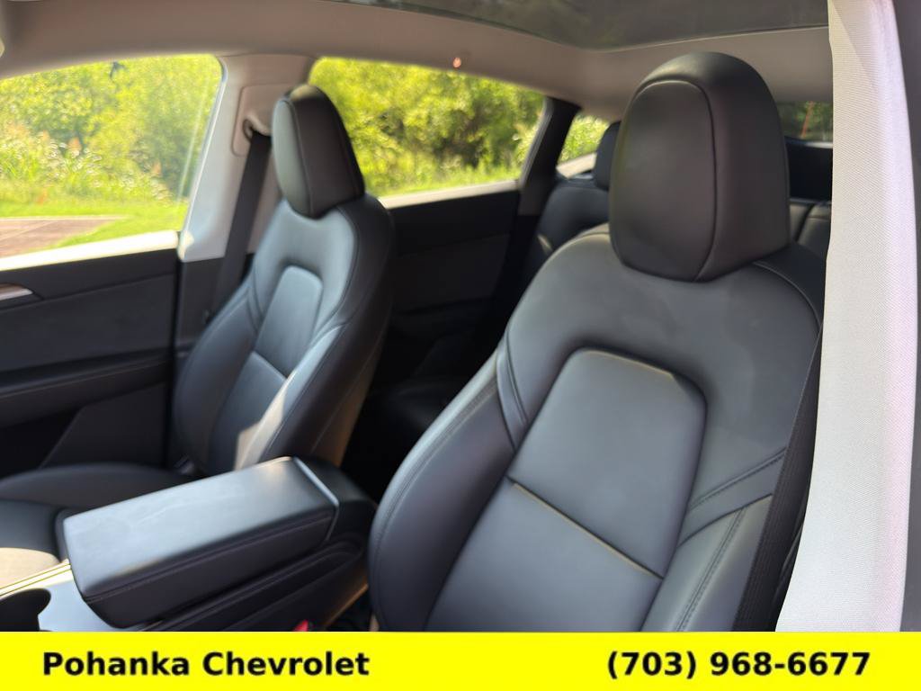 Used 2025 Tesla Model Y Long Range RWD image 33
