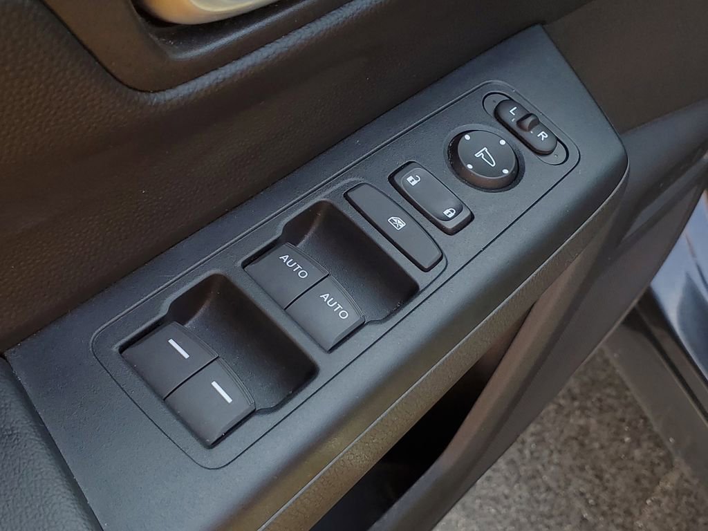 Used 2024 Honda CR-V EX image 12