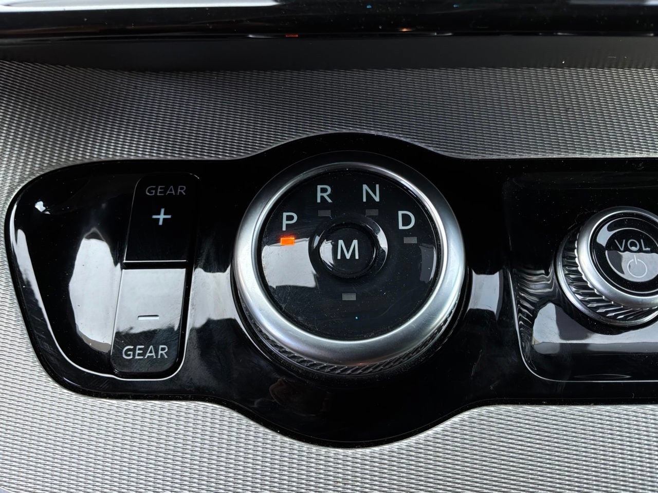 Used 2025 Ford Expedition Active AWD/4WD image 38