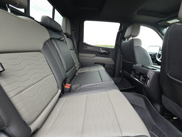 Used 2022 Chevrolet Silverado 1500 ZR2 w/ Technology Package AWD/4WD image 14