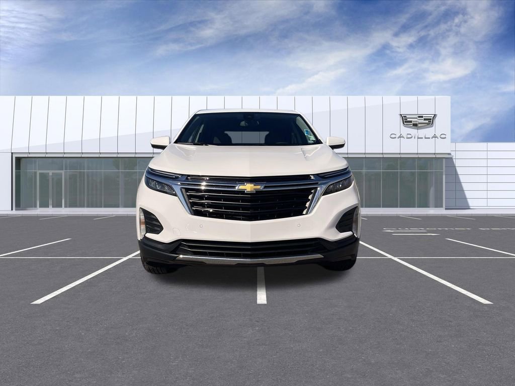 Used 2024 Chevrolet Equinox LT w/ LPO, Floor Liner Package image 3