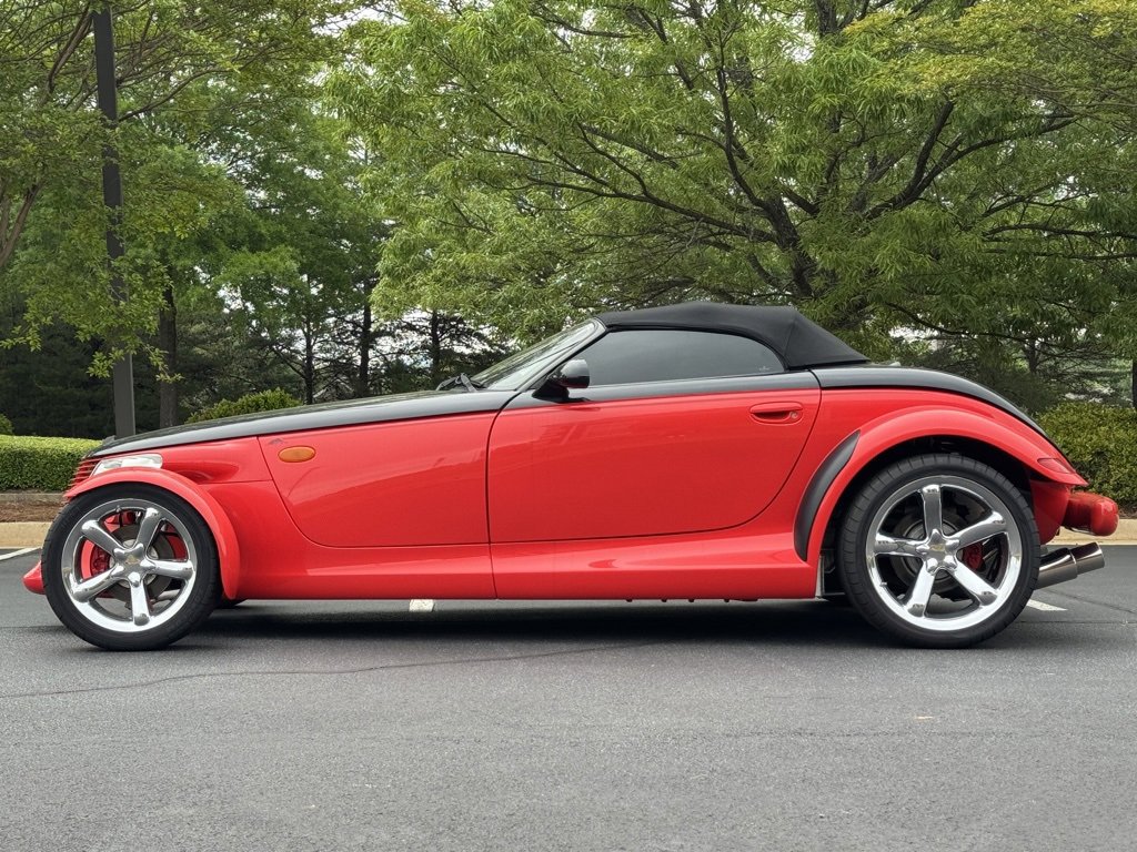 Used 2000 Plymouth Prowler image 3
