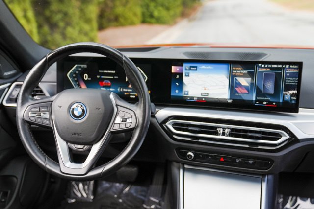 Used 2023 BMW i4 eDrive40 w/ Premium Package RWD image 25