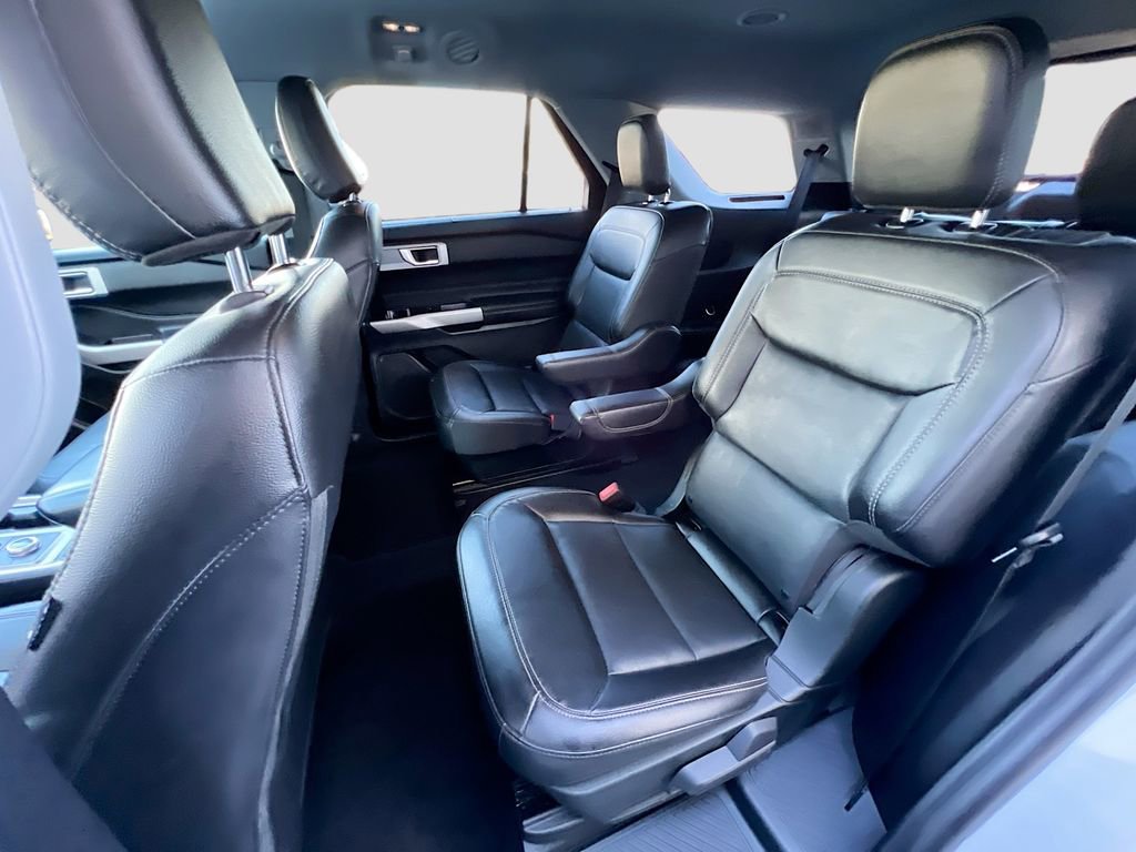 Used 2023 Ford Explorer Limited w/ Equipment Group 301A image 24