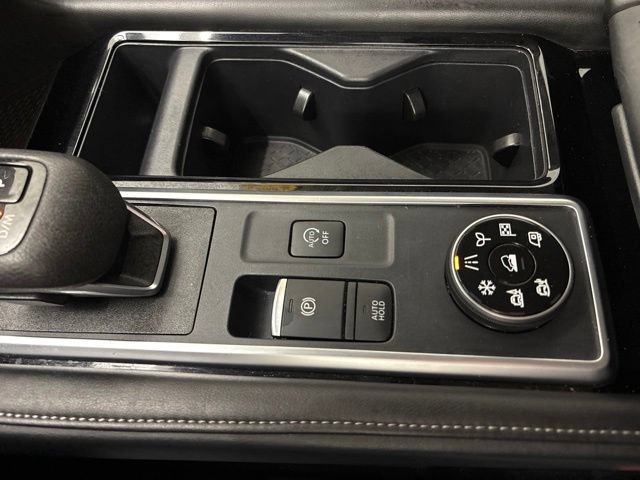 Used 2025 Nissan Pathfinder SV AWD/4WD image 30