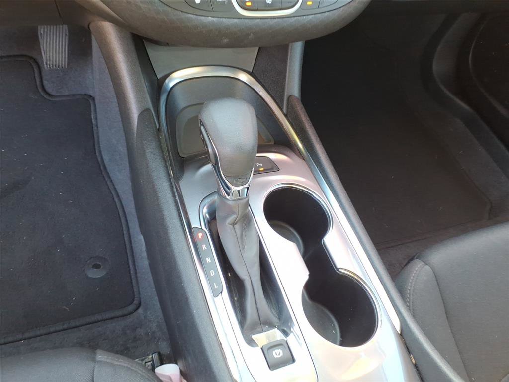 Used 2024 Chevrolet Malibu LT image 35