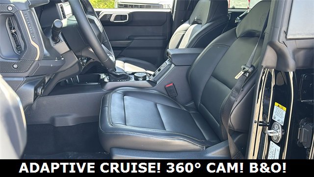 New 2025 Ford Bronco Badlands image 4