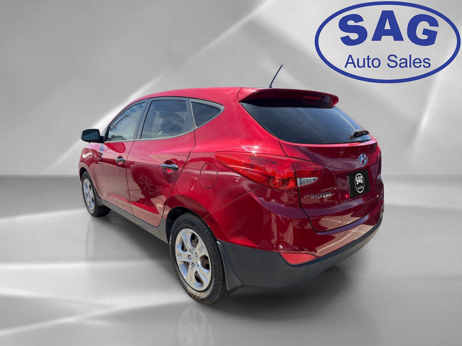 Used 2013 Hyundai Tucson GL FWD image 4