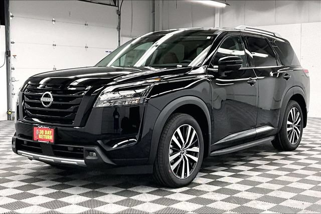 New 2025 Nissan Pathfinder Platinum w/ Lighting Package (N93) AWD/4WD image 2