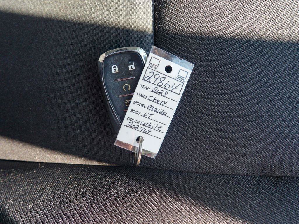 Used 2023 Chevrolet Malibu LT w/ Driver Confidence Package FWD image 31