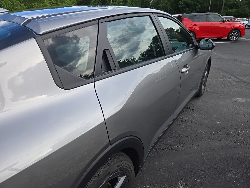 Certified 2025 Kia K4 FWD image 3