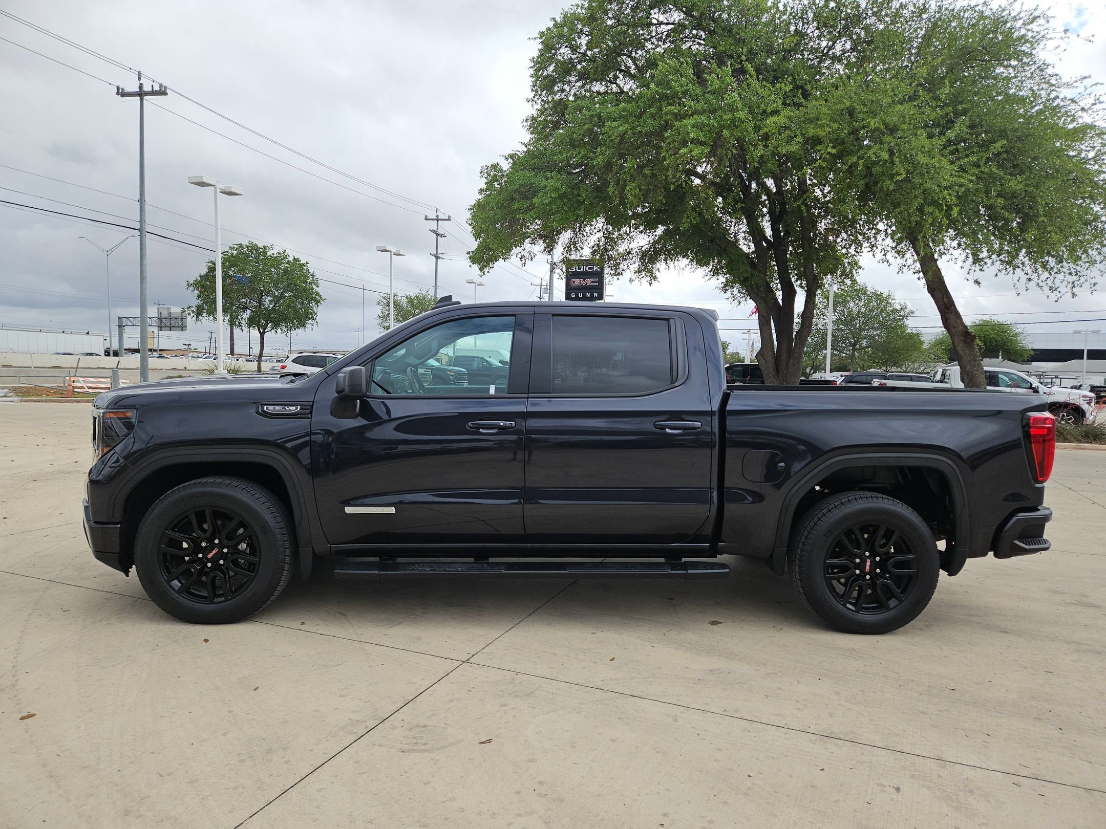 Certified 2022 GMC Sierra 1500 Elevation image 6