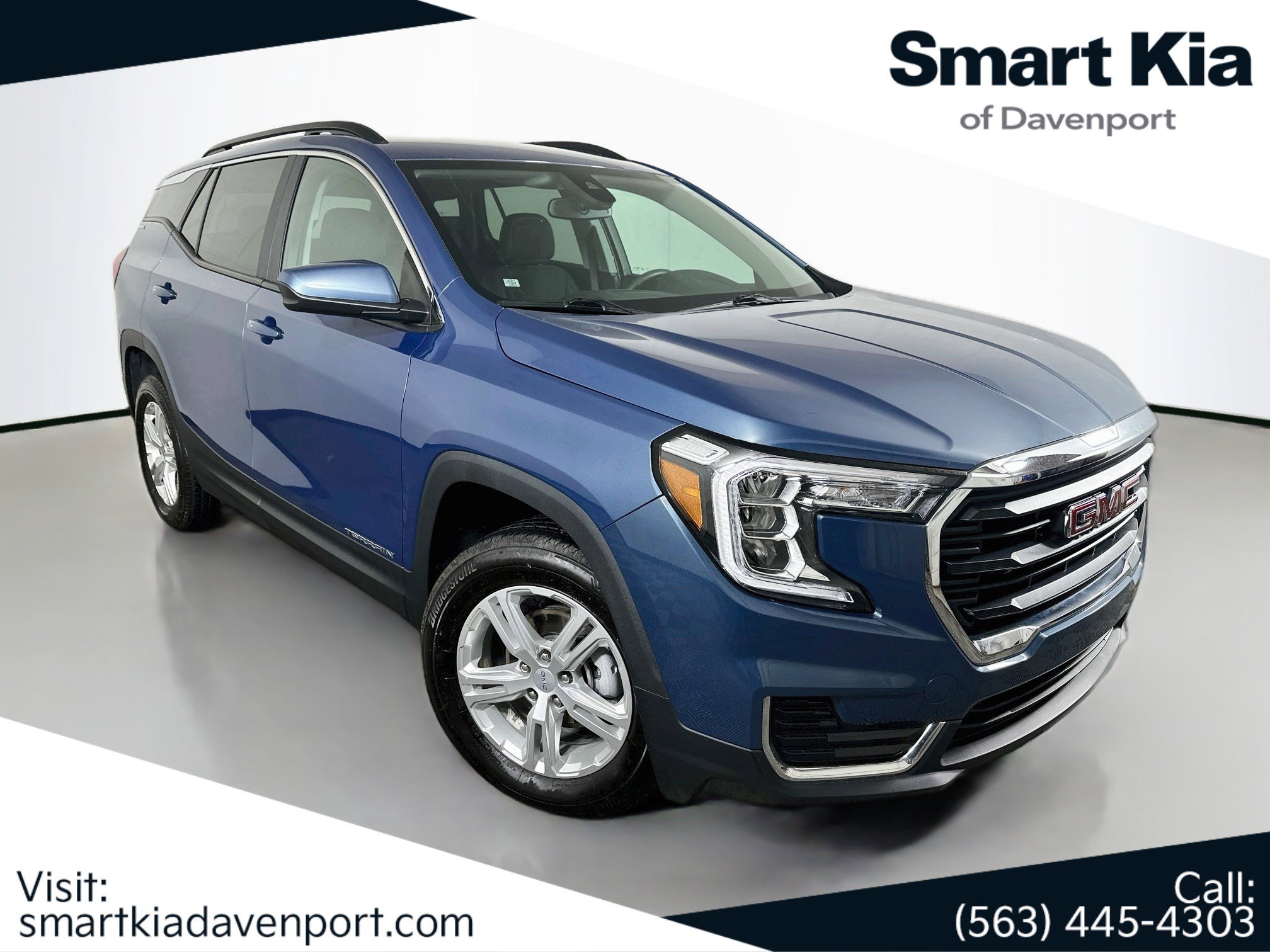 Used 2024 GMC Terrain SLE w/ Driver Convenience Package