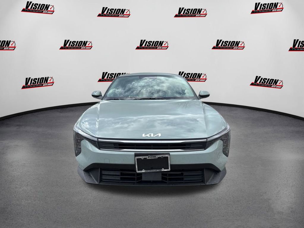 Certified 2025 Kia K4 LXS video 2