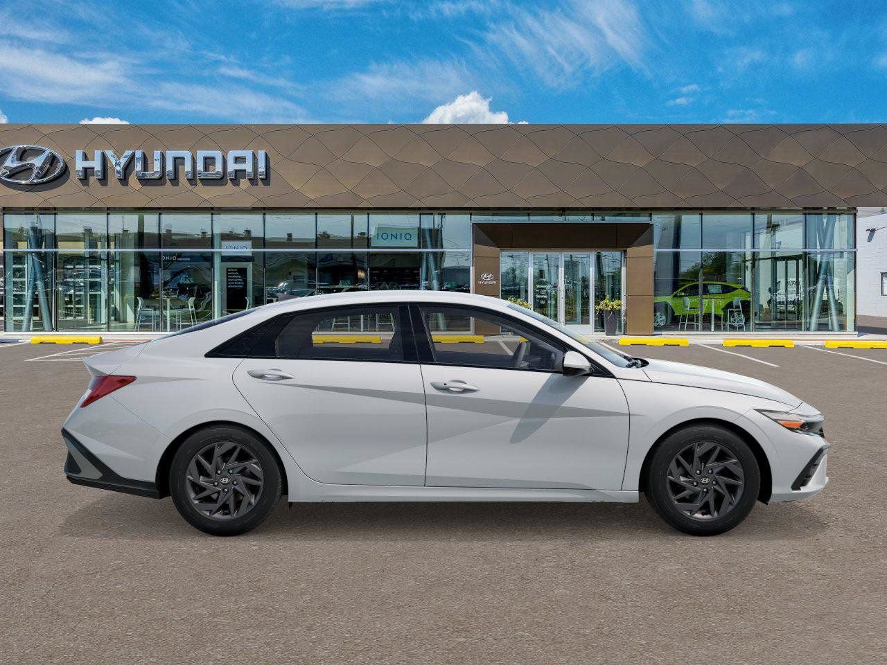 New 2026 Hyundai Elantra Hybrid FWD image 7