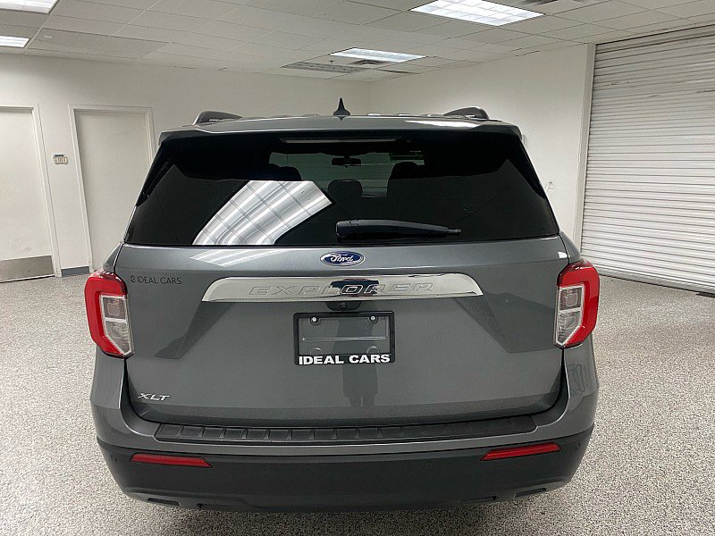 Used 2022 Ford Explorer XLT image 6