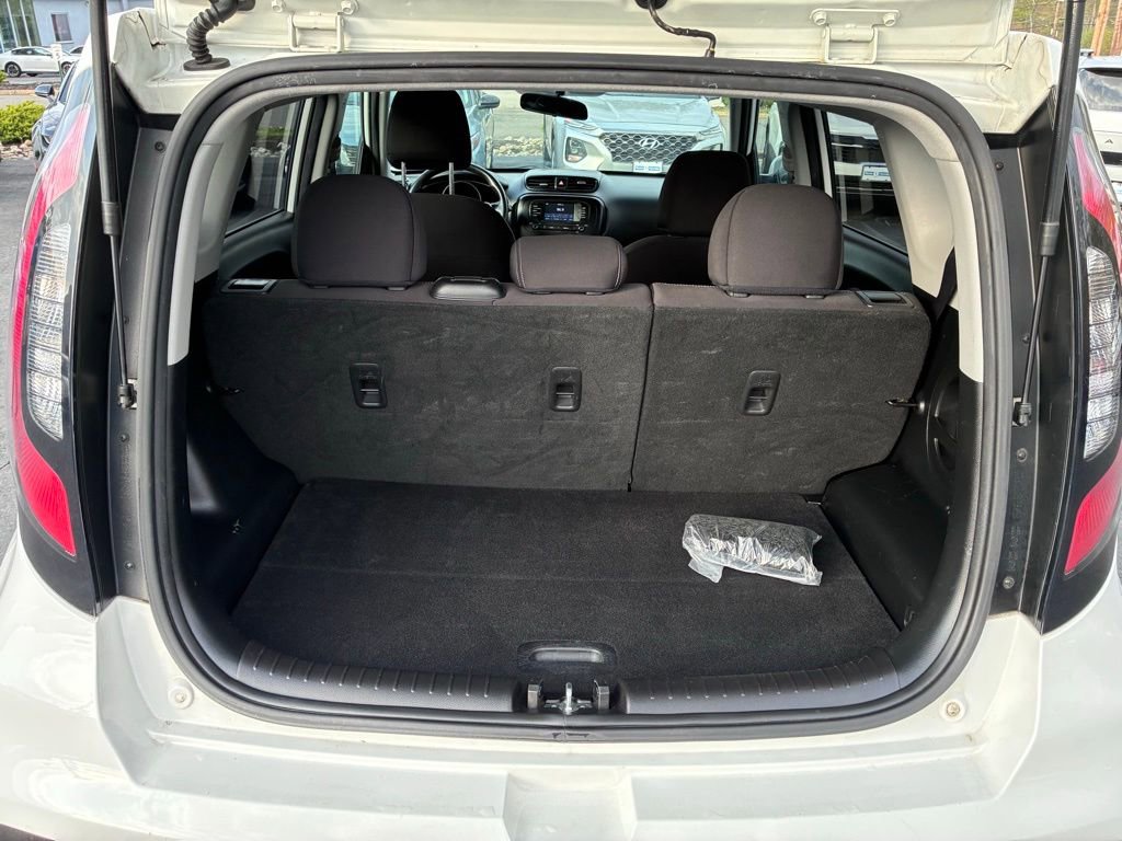 Used 2019 Kia Soul image 12