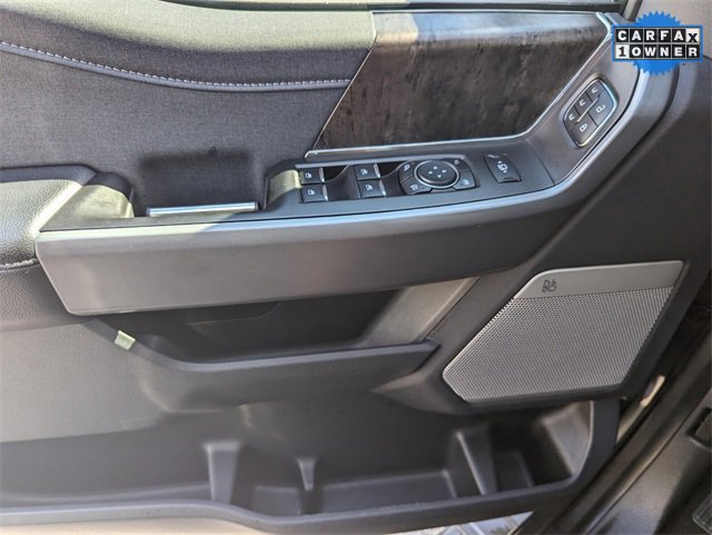 Used 2024 Ford F250 Lariat w/ Black Appearance Package image 31