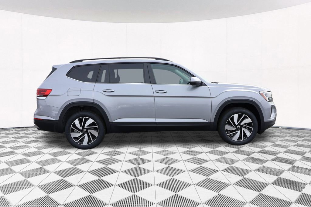 New 2025 Volkswagen Atlas SE image 9