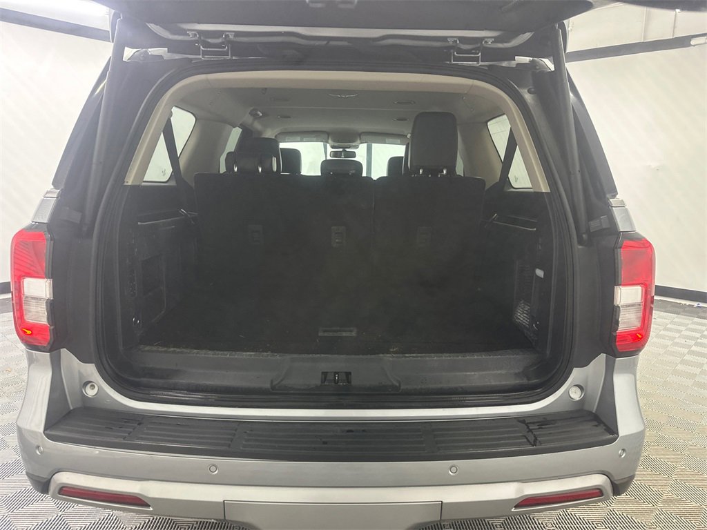 Used 2024 Ford Expedition Max XLT image 20
