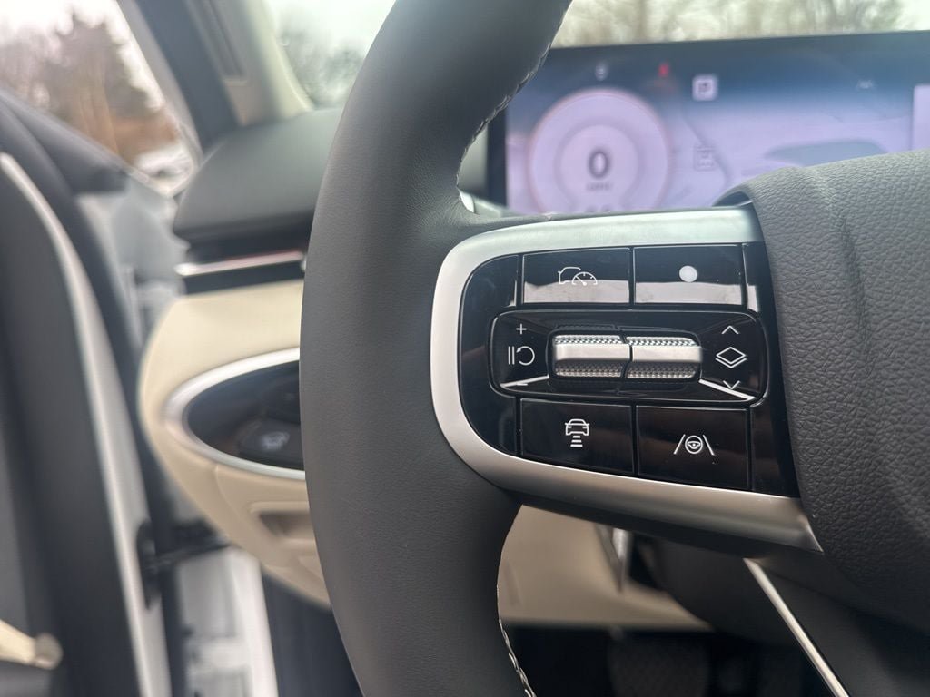 New 2026 Genesis GV70 2.5T Select AWD/4WD image 18