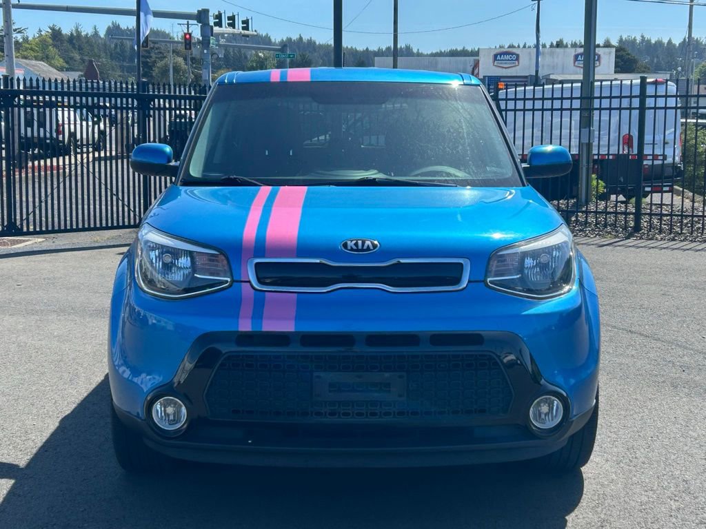 Used 2016 Kia Soul + w/ Designer's Package FWD image 2