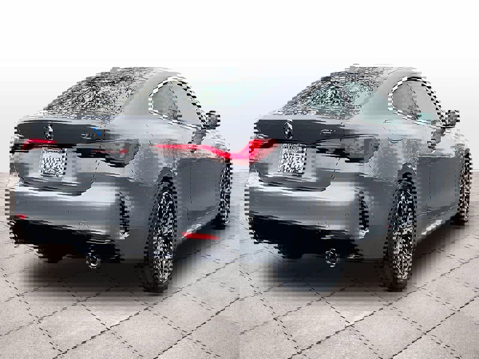 Certified 2026 BMW 430i Coupe w/ Parking Assistance Package image 14