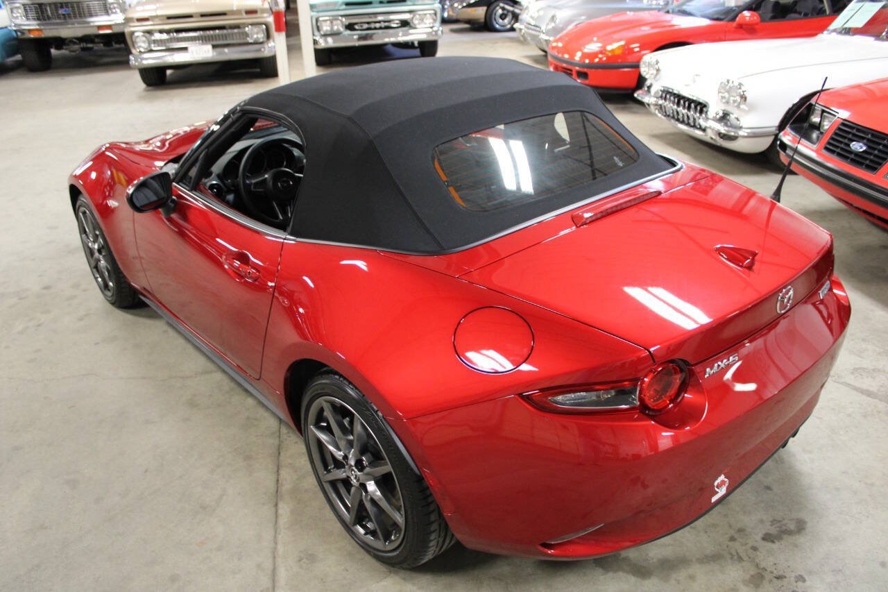 Used 2016 MAZDA MX-5 Miata Grand Touring RWD image 15