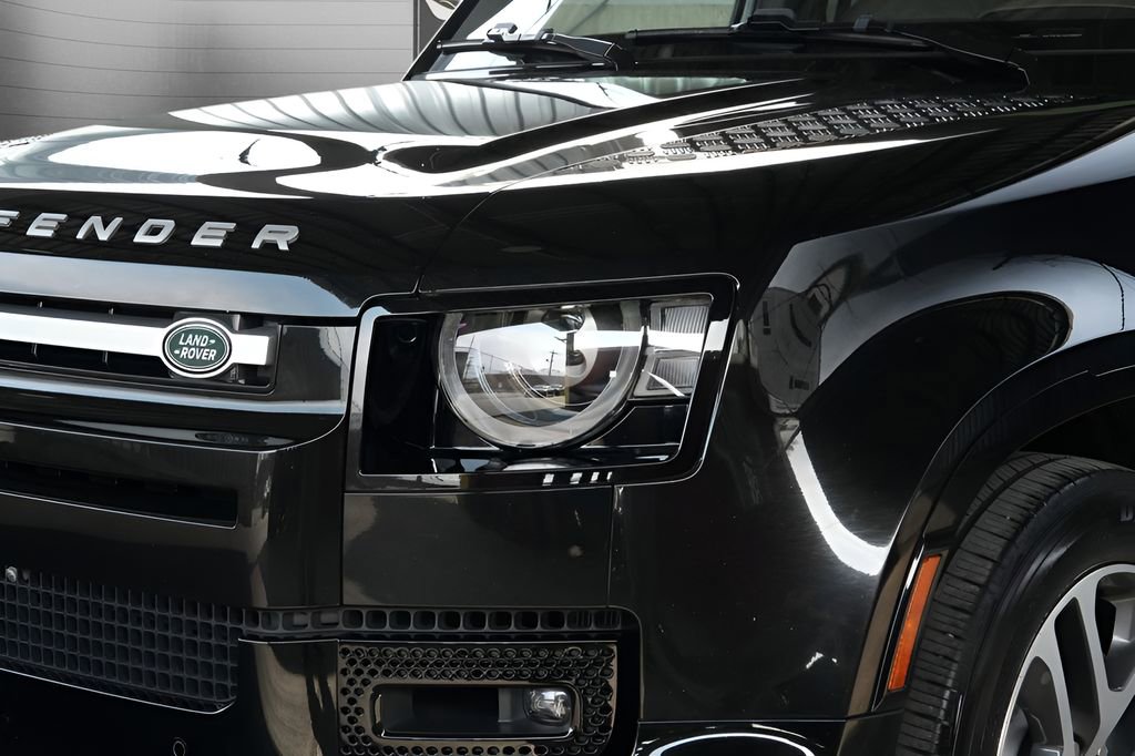 Used 2022 Land Rover Defender 110 XS Edition image 14